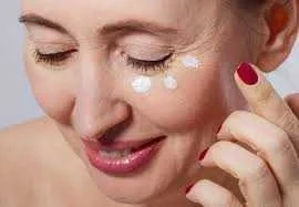 روتین برای دورچشم تیره