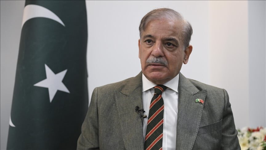 نخست‌وزیر پاکستان: با کمال میل دعوت پزشکیان را پذیرفتم